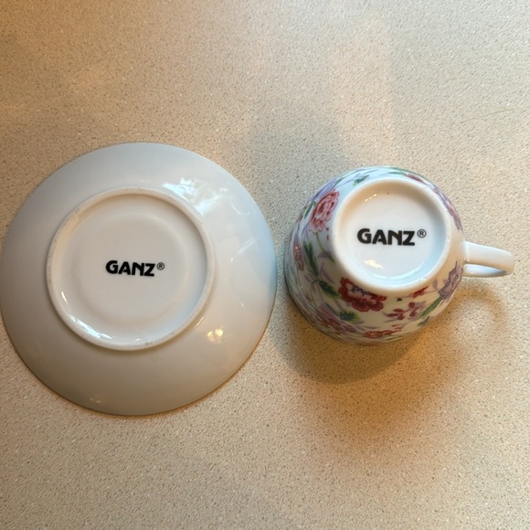 Ganz teacup with saucer - Picture 2 of 3